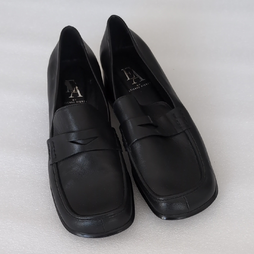 Stylish Black Loafers By Etienne Aigner